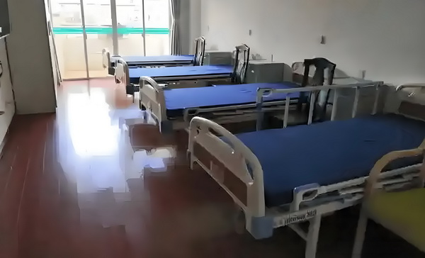 冷心妃子绝情王